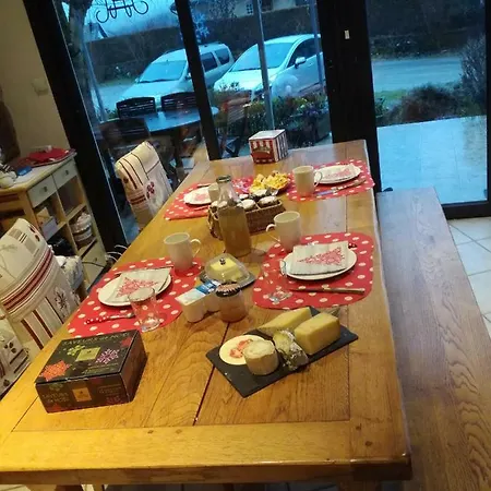 Ferme Des Capellous Couette-café 3*